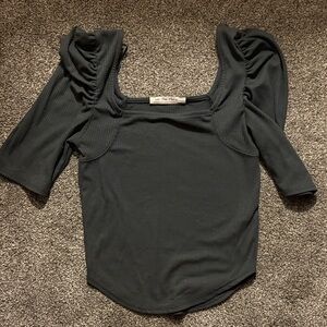 We The Free Dark Gray Ruched Sleeve Top